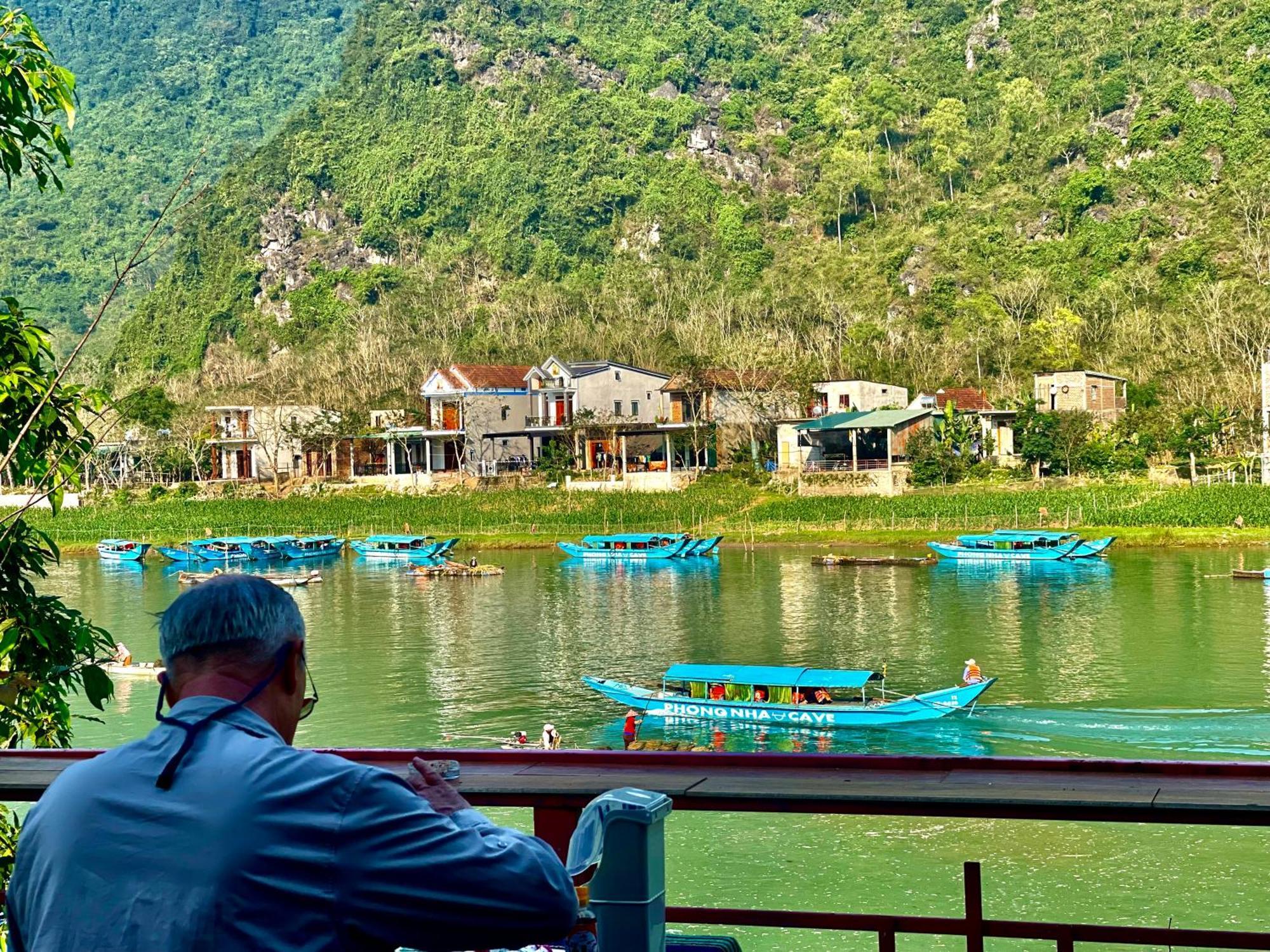Cornflower Homestay Phong Nha Exterior foto